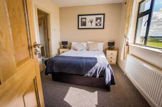 Отели типа «постель и завтрак» Castle View House Ballylongford Двухместный номер с 1 кроватью-1